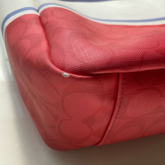 COACH Large Striped Tote in Excellent Condition - Picture 6 of 8